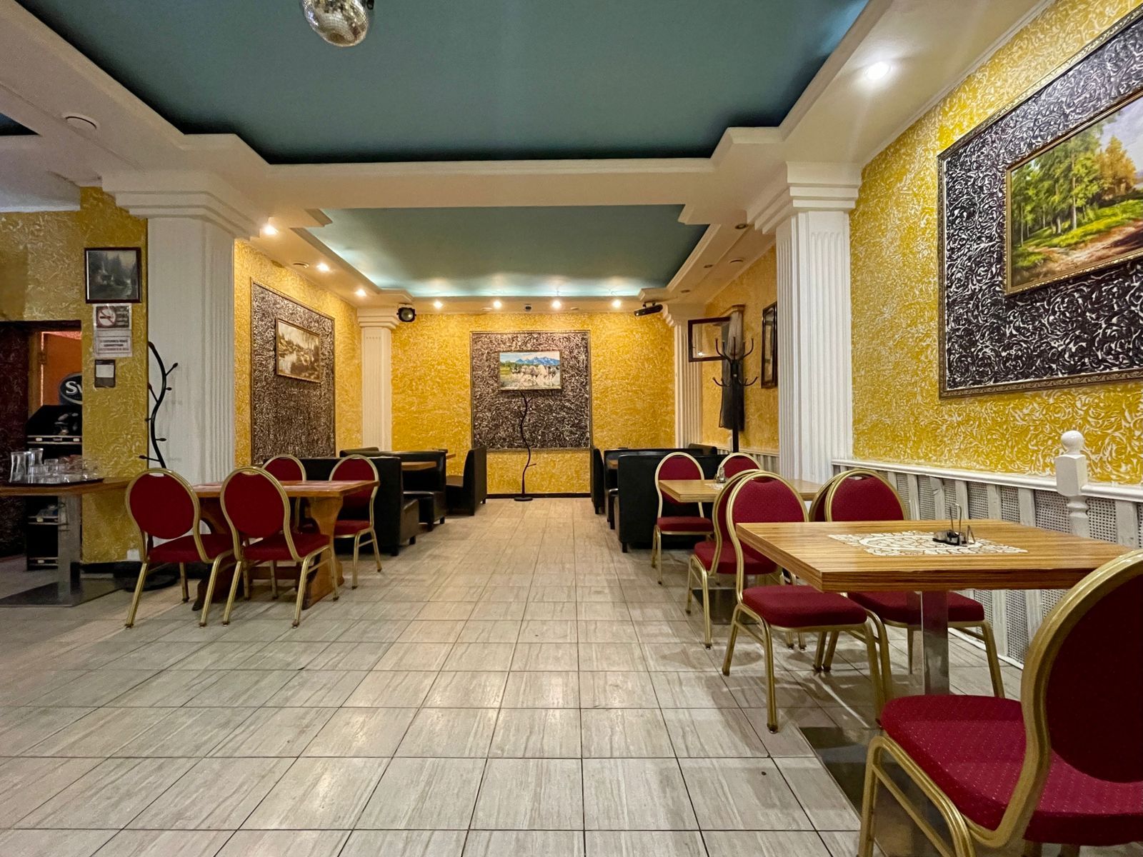 купить помещение под кафе